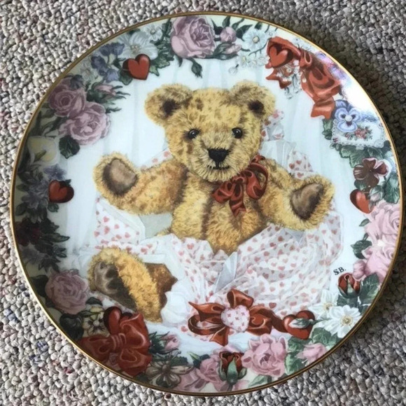 4 Pieces Decorative Plates - Picture 7 of 9